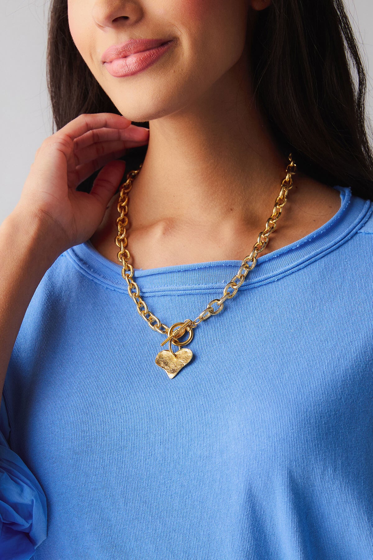 Susan Shaw Gold Toggle Heart Necklace