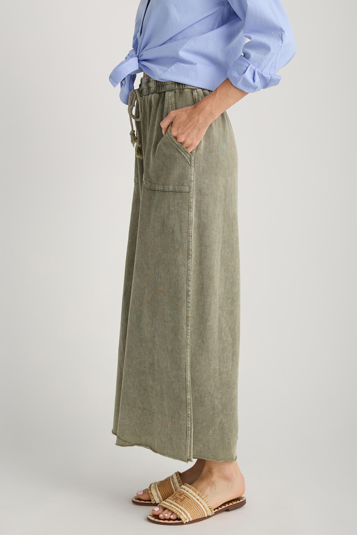 Easel Wide Leg Knit Pants