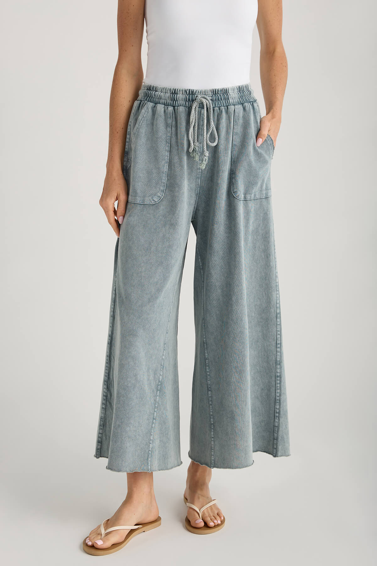 Easel Wide Leg Knit Pants