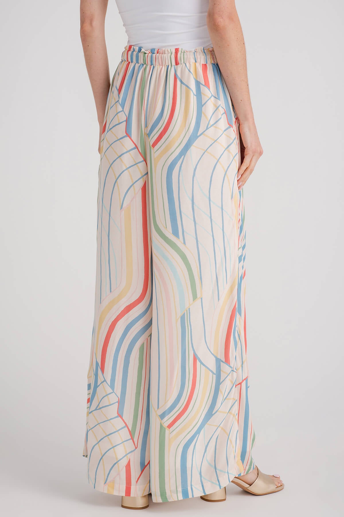 Elan Smocked Waist Printed Beach Pants