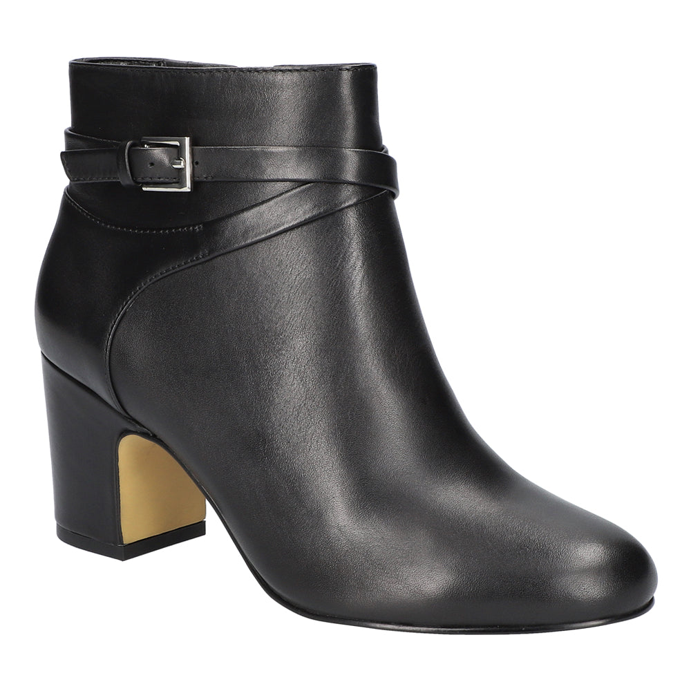 Arlette Round Toe Zippered Booties