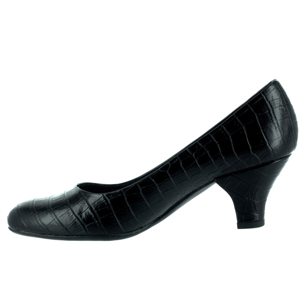 Fabulous Croc Round Toe Pumps