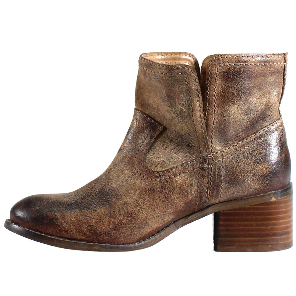 Walnut Grove Round Toe Pull On Booties