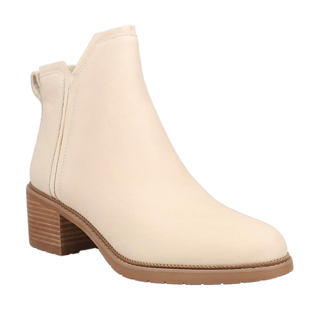 Hailey Round Toe Pull On Booties