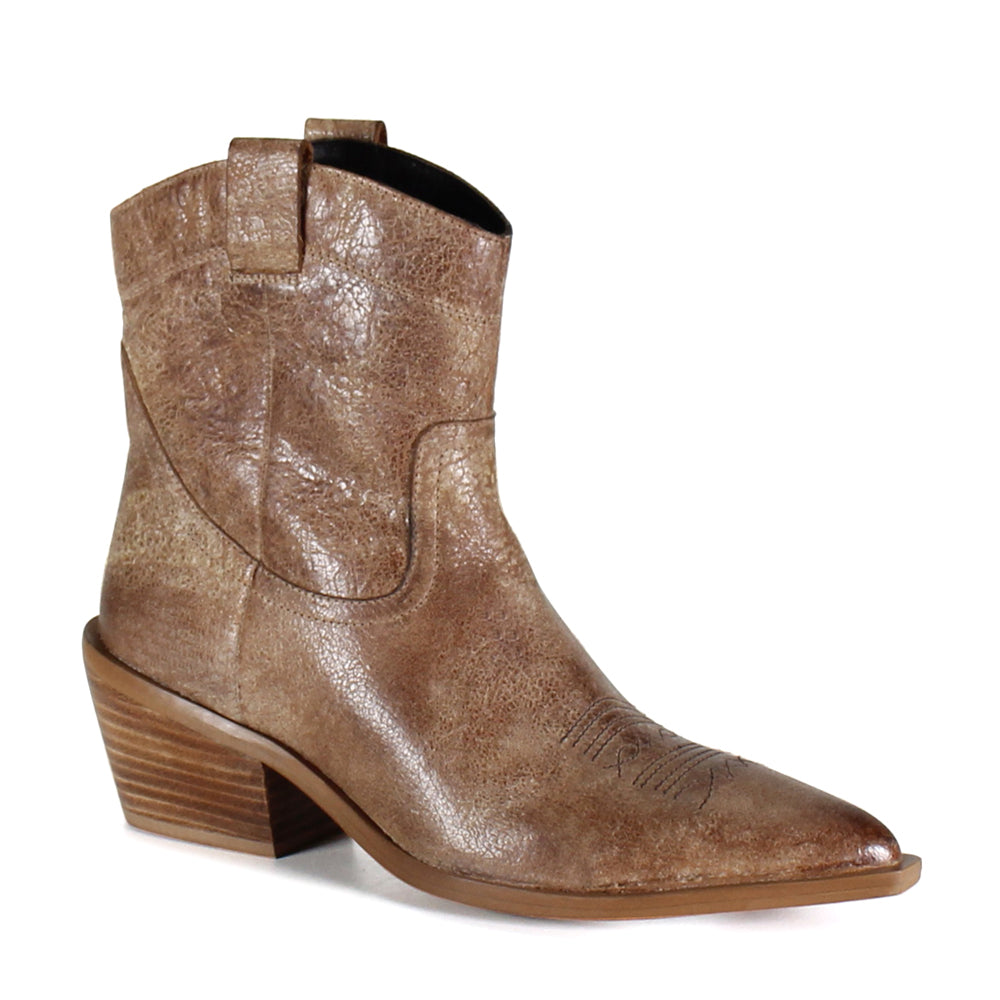 Rave Lion Western Pull On Pointed Toe Booties