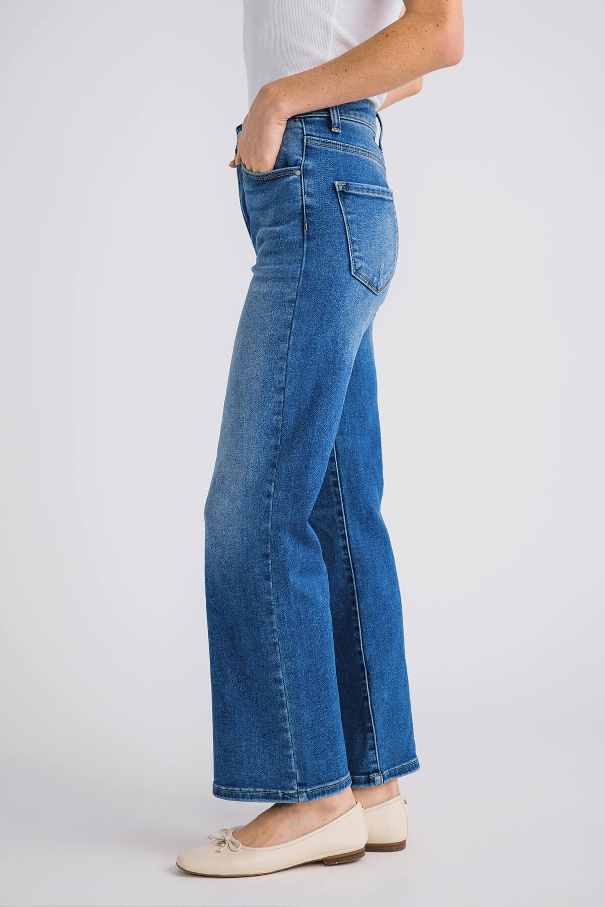 Risen Sophie High Rise Relaxed Straightleg Jeans