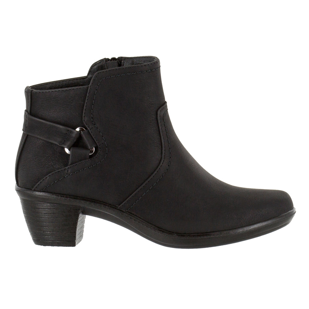 Dawnta Round Toe Zippered Booties