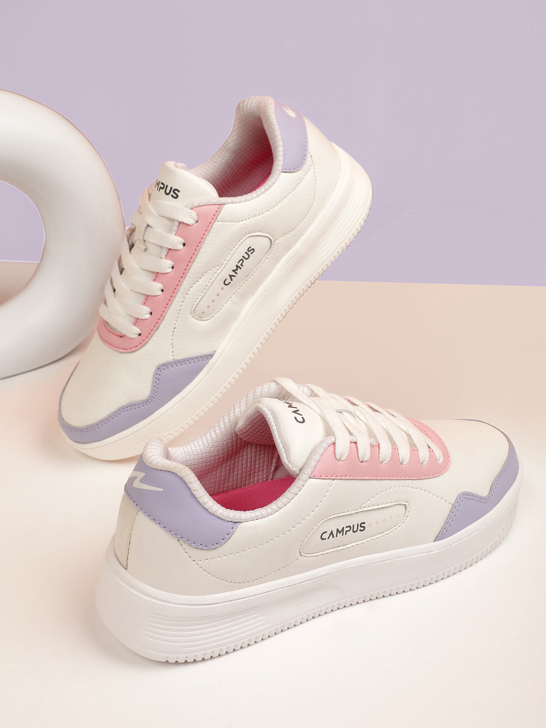 OGL-09 White Women's Sneakers